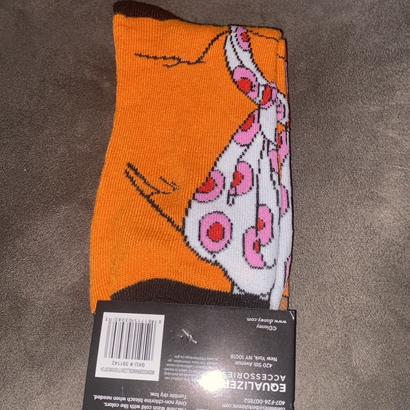 3/$18 bundle Disney muppets fozzy the bear crew Socks - Picture 2 of 2